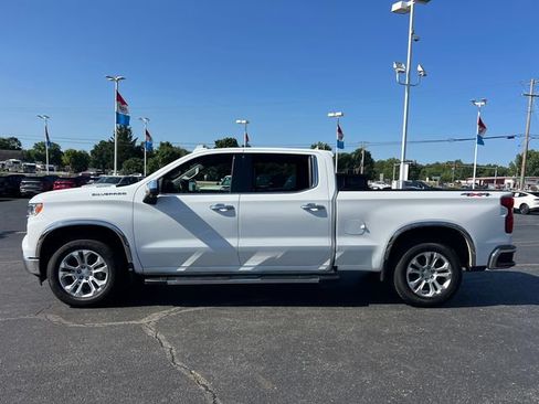 Used 2023 Chevrolet Silverado 1500 LTZ AWD/4WD image 4