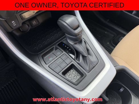 Certified 2023 Toyota RAV4 LE AWD/4WD image 31