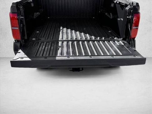 Certified 2025 Toyota Tacoma TRD Off-Road image 8