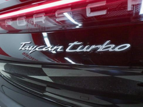 Used 2020 Porsche Taycan Turbo AWD/4WD image 33