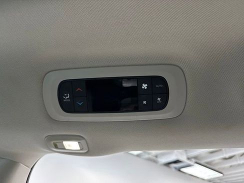 Used 2021 Chrysler Pacifica Limited w/ Premium & Safety Sphere Group AWD/4WD image 29