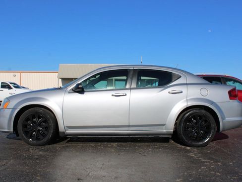 Used 2014 Dodge Avenger SE image 10