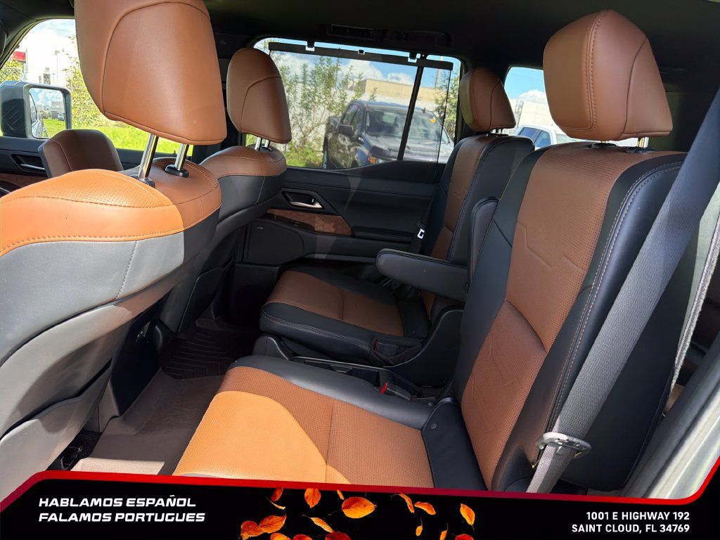 Used 2025 Lexus GX 550 w/ Cold Area Package AWD/4WD image 22