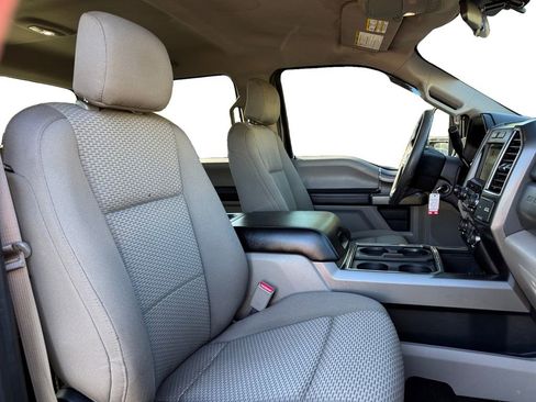 Used 2017 Ford F250 XLT w/ XLT Premium Package image 17