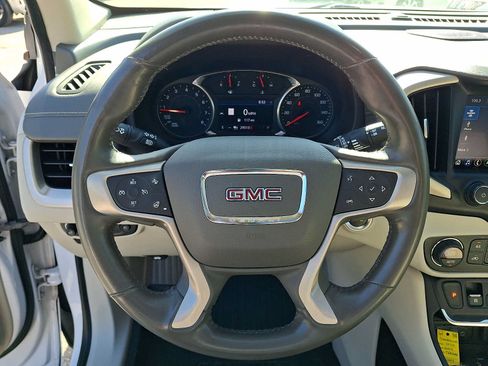 Used 2020 GMC Terrain Denali w/ Denali Premium Package AWD/4WD image 21