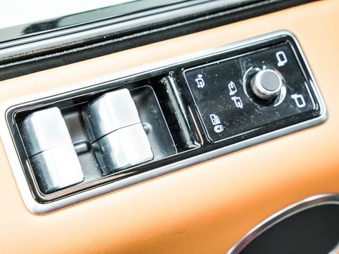 Used 2020 Land Rover Range Rover Sport SVR AWD/4WD image 44