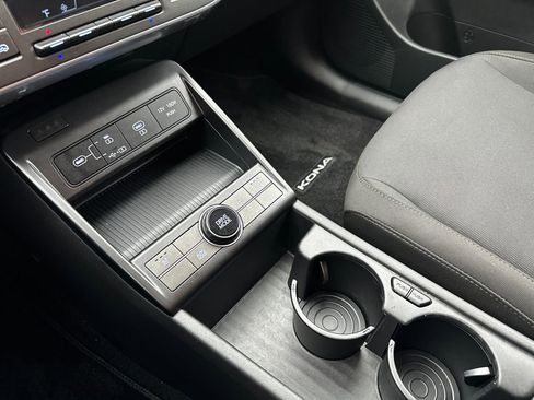 Certified 2024 Hyundai Kona SEL image 11