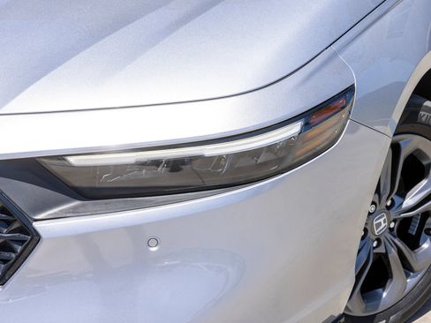 Used 2024 Honda Accord EX-L image 8
