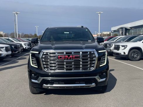 New 2026 GMC Yukon XL Denali w/ Sun & Power Step Package AWD/4WD image 2