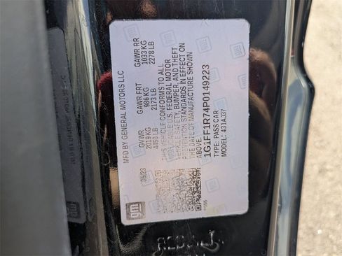 Used 2023 Chevrolet Camaro LT w/ RS Package image 30