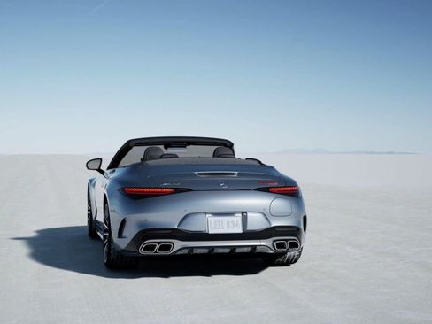 New 2026 Mercedes-Benz SL 63 AMG S e Performance 4MATIC image 24