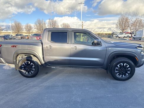 Used 2024 Nissan Frontier PRO-4X w/ Pro Convenience Package image 3