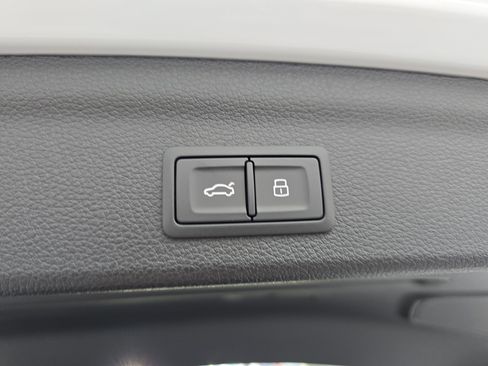 New 2025 Audi Q3 2.0T Premium Plus image 13