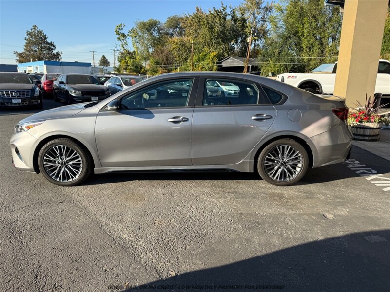 Used 2023 Kia Forte GT-Line w/ GT-Line Premium Package FWD image 4