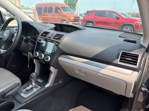 Used 2016 Subaru Forester 2.5i Limited AWD/4WD image 26