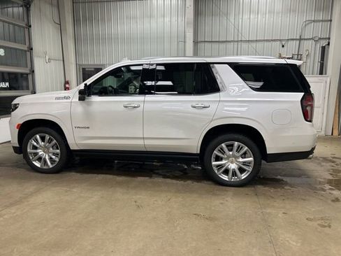 Used 2024 Chevrolet Tahoe High Country w/ Advanced Technology Package image 8