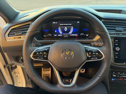 Certified 2024 Volkswagen Tiguan SE R-Line image 16