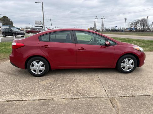 Used 2016 Kia Forte LX w/ LX Popular Package image 8