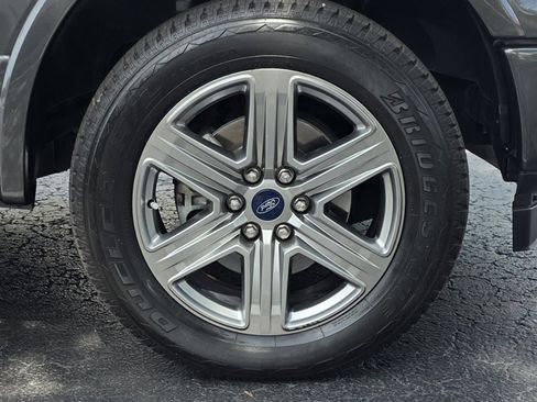 Used 2019 Ford F150 Lariat w/ Equipment Group 502A Luxury AWD/4WD image 43