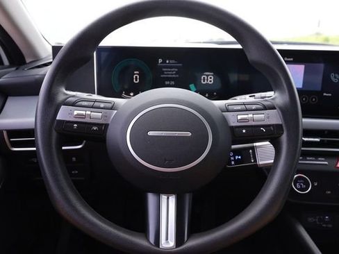 Used 2025 Hyundai Sonata SEL FWD image 10