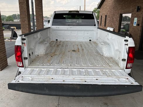 Used 2014 RAM 2500 Tradesman w/ Chrome Appearance Group AWD/4WD image 25