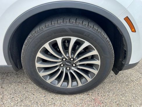 Used 2021 Lincoln Aviator Reserve w/ Elements Package Plus AWD/4WD image 11