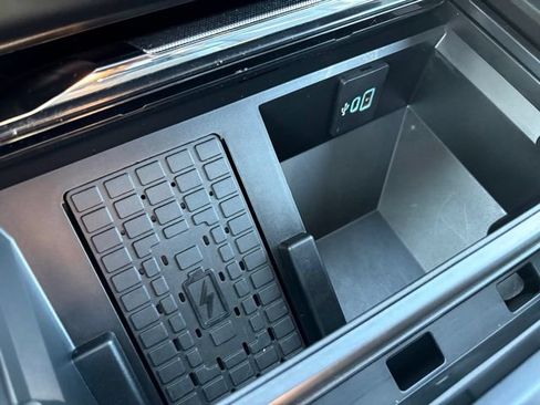 Used 2026 Ford F350 Lariat w/ Black Appearance Package AWD/4WD image 31