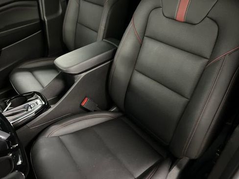 Certified 2025 Chevrolet Trax RS w/ Sunroof Package FWD image 19