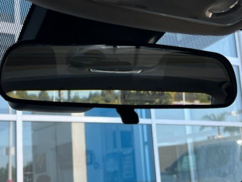 Used 2018 Toyota Corolla LE FWD image 25