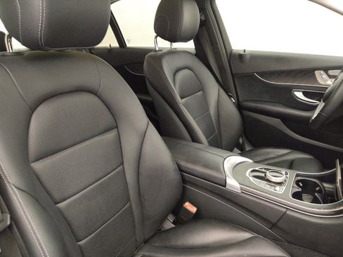 Used 2017 Mercedes-Benz C 300 Sedan image 21