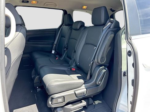 Certified 2026 Honda Odyssey EX-L image 28