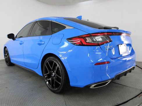 Used 2024 Honda Civic Sport Touring image 8