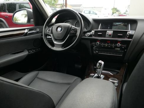 Used 2017 BMW X3 sDrive28i RWD image 28