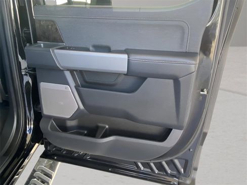 Used 2023 Ford F250 Lariat w/ Sport Appearance Package image 24