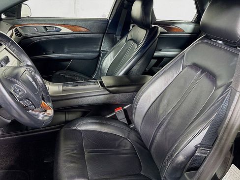 Used 2017 Lincoln MKZ Reserve FWD image 11