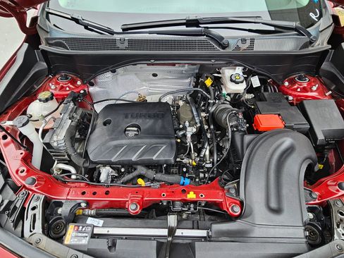 Used 2025 Buick Encore GX Sport Touring w/ Comfort Package image 31