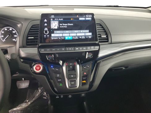 New 2026 Honda Odyssey Elite image 17