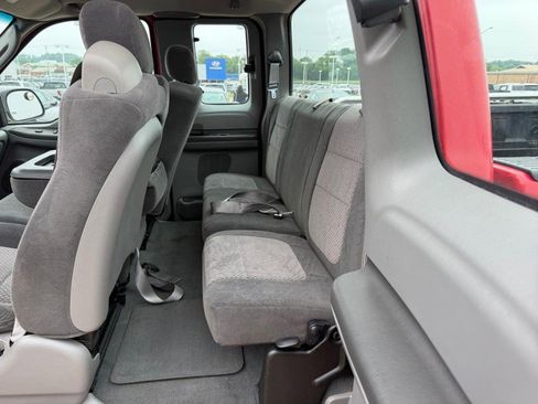 Used 2003 Ford F250 XLT RWD image 8
