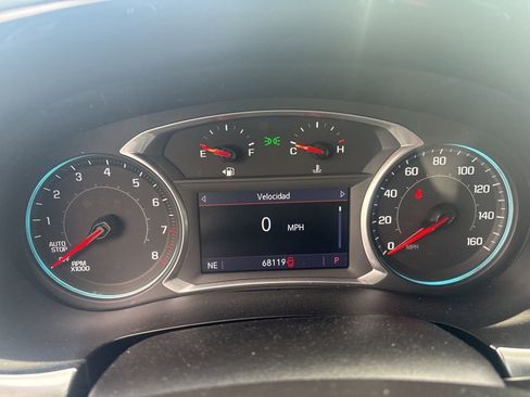 Used 2020 Chevrolet Traverse LT image 10