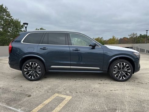 New 2026 Volvo XC90 B6 Plus w/ Protection Package Premier image 8