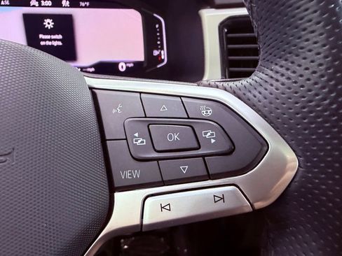 Used 2022 Volkswagen Atlas SEL Premium AWD/4WD image 27