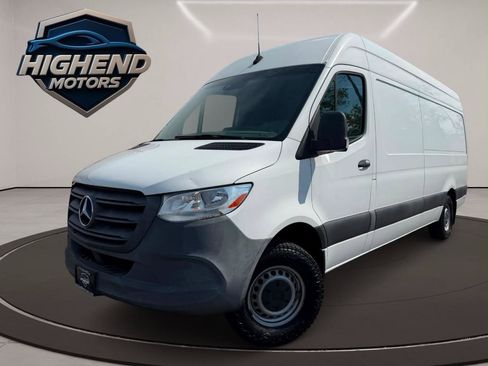 Used 2020 Mercedes-Benz Sprinter 2500 w/ Driver Convenience Package image 2
