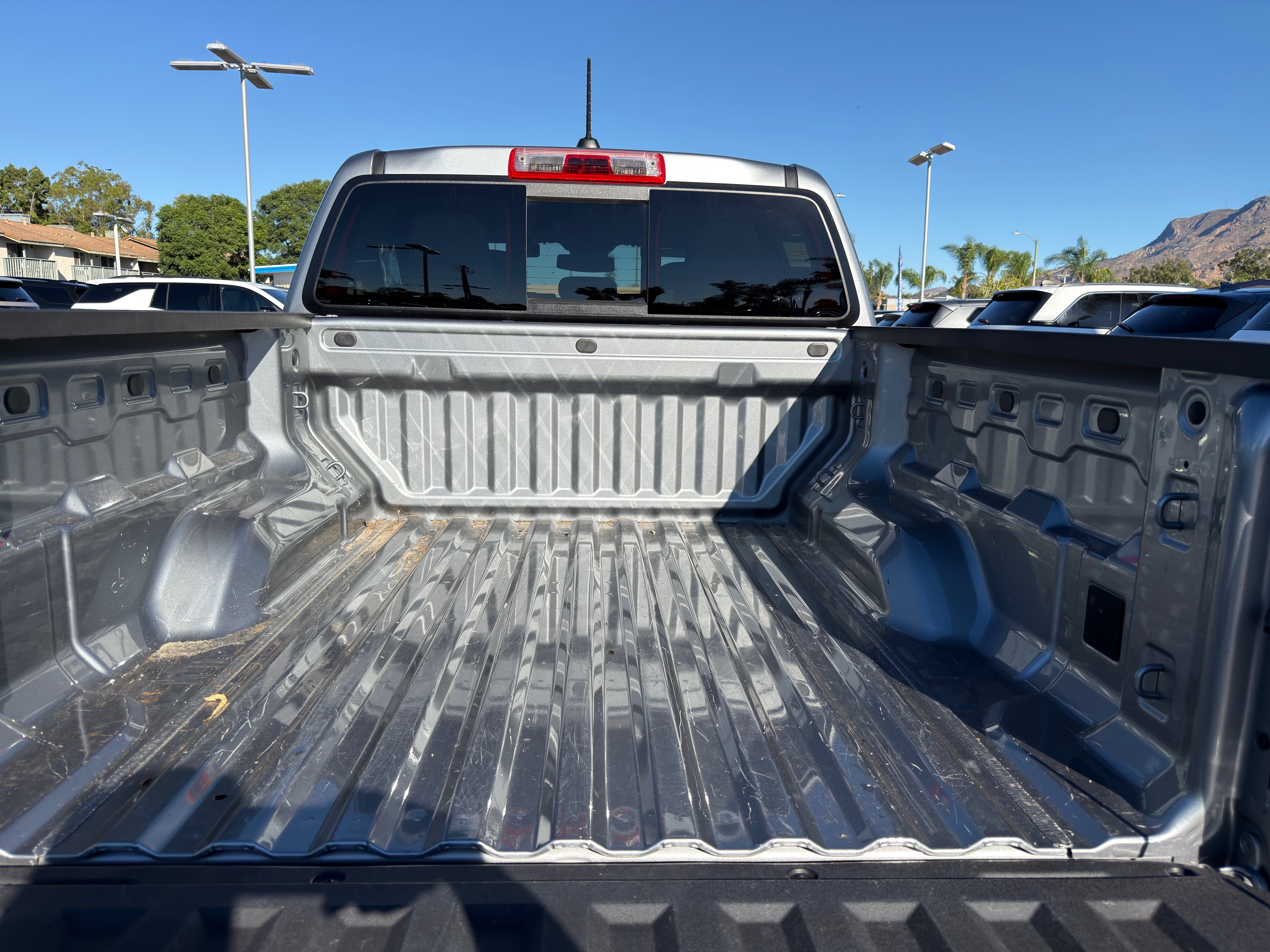 Used 2026 Chevrolet Colorado LT RWD image 18