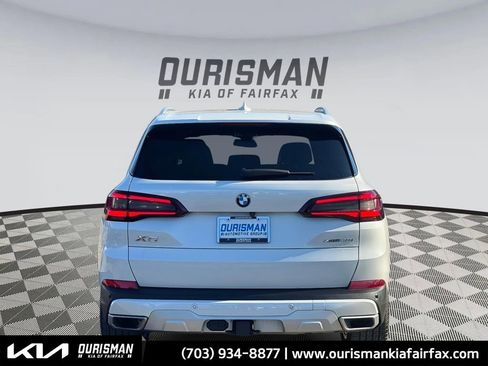 Used 2021 BMW X5 xDrive40i w/ Premium Package image 4