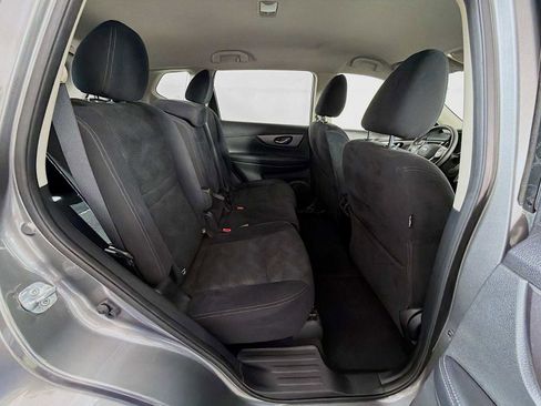 Used 2016 Nissan Rogue SV w/ SV Premium Package AWD/4WD image 26