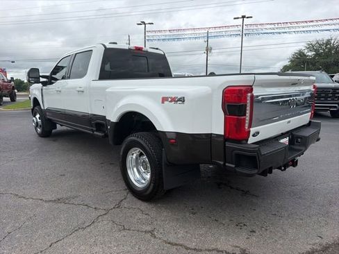 Used 2024 Ford F350 King Ranch AWD/4WD image 8