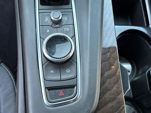 Certified 2024 Cadillac Escalade ESV Sport Platinum w/ LPO, ONYX Package AWD/4WD image 33