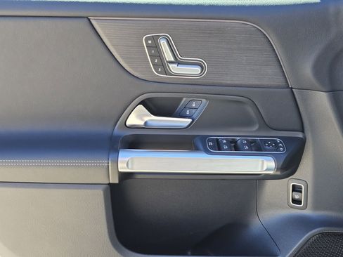 Certified 2023 Mercedes-Benz EQB 250+ image 24