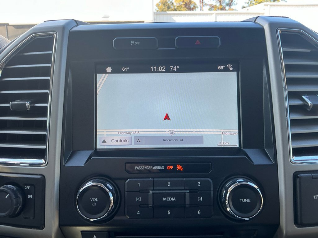 Used 2016 Ford F150 Lariat RWD image 26