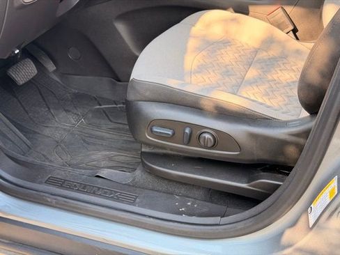 Used 2023 Chevrolet Equinox LT w/ LPO, Floor Liner Package FWD image 22